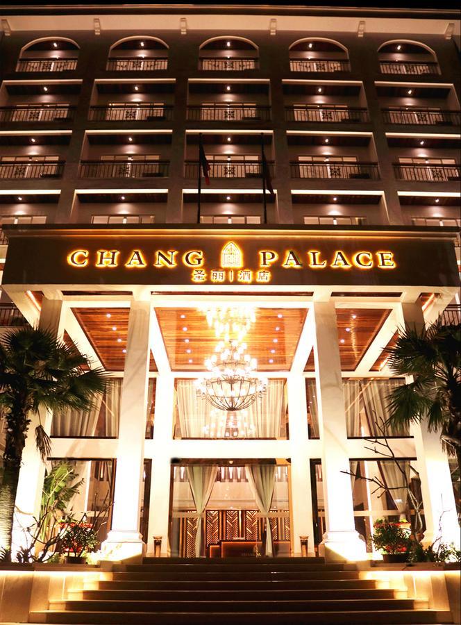 Chang Palace Vientiane Buitenkant foto
